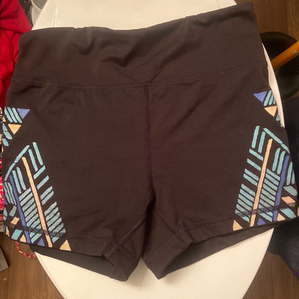 Compression shorts